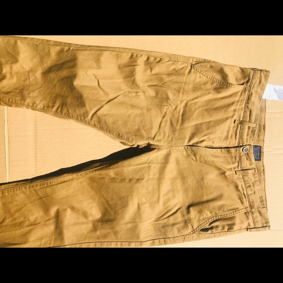 Levi’s Jean 👖 ✨ - Picture 2 of 4